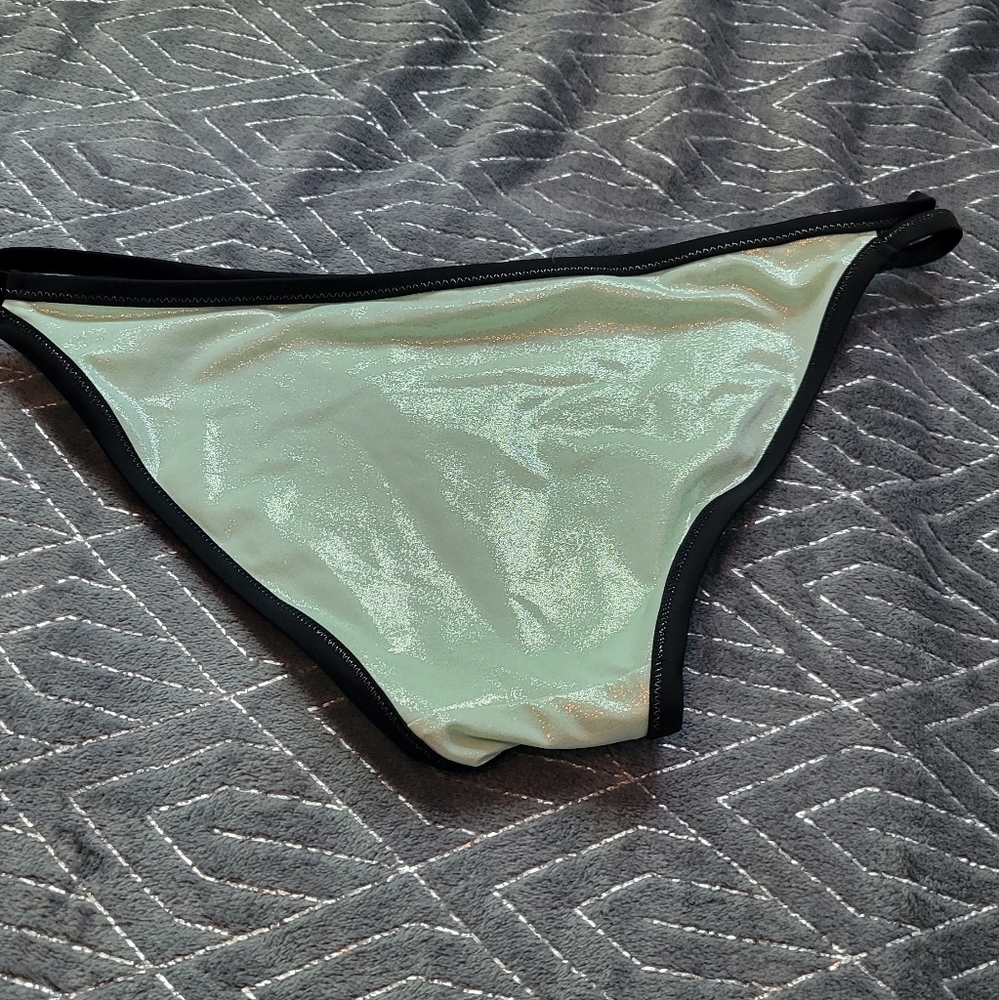 Victoria's Secret Shimmery Bikini Bottom - Picture 3 of 8